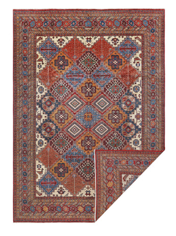 Handwoven Taimoori Oriental rug by Orientmattor, classic carpet in 370x267 cm with intricate traditional patterns.