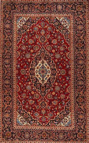 Orientmattor Kashan 61679 classic carpet with intricate patterns, showcasing traditional Persian-inspired design in rich colors.