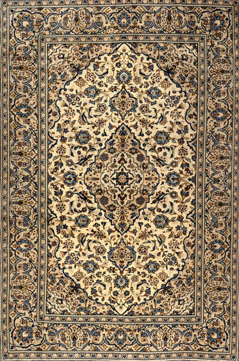 Orientmattor Kashan 61794 classic carpet featuring intricate Persian-inspired patterns in rich, warm colors.