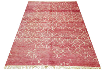 Orientmattor Vinto 53478 design carpet with intricate pattern, plush texture, and vibrant colors on a neutral background.