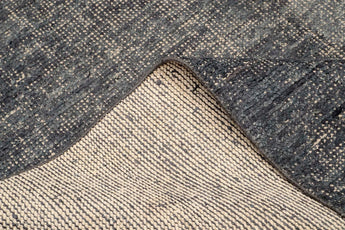Orientmattor Vinto 53499 design carpet with intricate pattern, featuring vibrant colors and detailed textile craftsmanship.