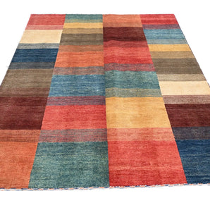 Handknuten Gabbeh Oriental rug by Orientmattor, 193 x 148 cm with intricate patterns and warm colors, traditional woven design.