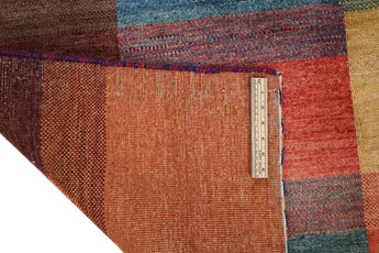 Handknuten Gabbeh Oriental rug in 193x148 cm with intricate patterns, crafted by Orientmattor, showcasing traditional weaving details.