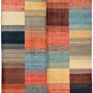 Handknuten Gabbeh Oriental rug by Orientmattor, 195x147 cm, showcasing intricate patterns and warm earthy tones.
