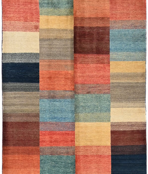 Handknuten Gabbeh Oriental rug by Orientmattor, 195x147 cm, showcasing intricate patterns and warm earthy tones.