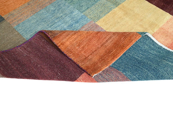 Handknuten Gabbeh Oriental rug by Orientmattor, 296x194 cm with intricate geometric patterns and warm earthy tones.