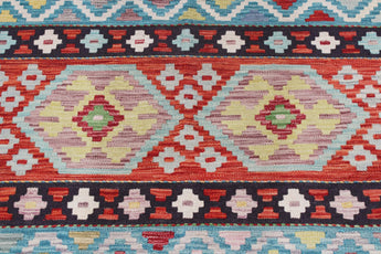 Handwoven Kelim-Chobi Oriental rug from Orientmattor, 249 x 173 cm, detailed traditional geometric pattern.