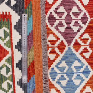 Handwoven Kelim-Chobi Oriental rug from Orientmattor, 293 x 198 cm, detailed traditional geometric patterns on fabric.
