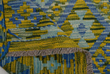 Handwoven Kelim Chobi Kilim matta, vibrant geometric patterns, traditional design from Orientmattor, detailed close-up image