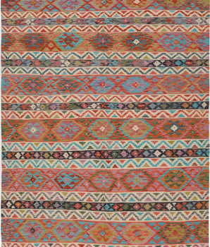 Orientmattor Kelim Chobi 64909 rug with intricate geometric patterns in warm earthy tones on a neutral background.