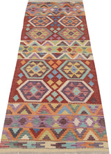 Orientmattor Kelim Chobi rug with intricate geometric patterns, featuring warm earthy tones and traditional handwoven design.