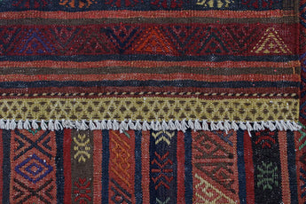 Orientmattor Kelim Somak 64773 rug with intricate geometric patterns and vibrant colors, showcasing traditional craftsmanship.