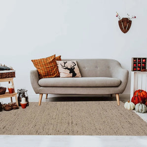 Orientmattor Meadow 64508 Kelim rug with intricate geometric patterns on a neutral background, showcasing traditional woven design.