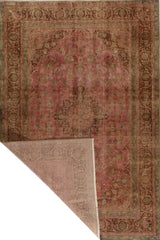 Stonewashed Orientmattor rug with soft, faded fabric in a natural stonewashed finish, showcasing a cozy, textured design.