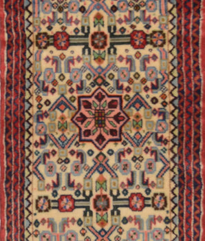 Handknuten Hamadan Oriental village carpet by Orientmattor, 167x63 cm, featuring traditional nomad design and intricate woven patterns.