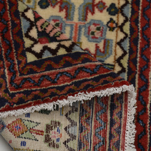 Handwoven Hamadan Oriental village carpet by Orientmattor, 167x63 cm, featuring traditional nomad-inspired patterns.