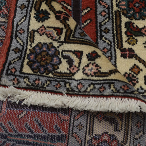 Handwoven Hamadan Oriental village carpet from Orientmattor, 198x75 cm, featuring traditional nomad design and vibrant colors.