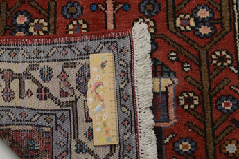 Handknuten Hamadan Oriental village carpet by Orientmattor, 198x75 cm, featuring traditional geometric patterns and rich colors.