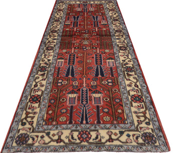 Handwoven Hamadan Oriental village carpet by Orientmattor, 198 x 75 cm, featuring traditional geometric patterns and rich colors.