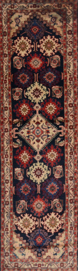 Handknuten Hamadan Oriental village carpet by Orientmattor, 298 x 82 cm, showcasing intricate patterns and warm colors.