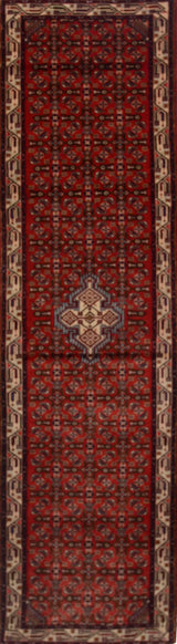 Handwoven Hamadan Oriental village carpet from Orientmattor, 300x82 cm with intricate traditional patterns.