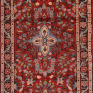 Handknuten Hamadan Oriental village carpet from Orientmattor, 314 x 78 cm, with intricate traditional patterns.