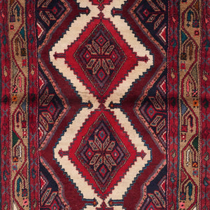 Handwoven Hamadan Persian village carpet with intricate patterns, measuring 325x90 cm, by Orientmattor.