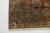 Vintage Oriental handwoven rug by Orientmattor, 267 x 165 cm, featuring intricate traditional patterns and rich colors.