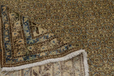 Vintage Oriental handknuten matta from Orientmattor, 370 x 310 cm with intricate traditional patterns.