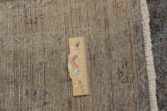 Vintage Oriental handwoven rug by Orientmattor, 383 x 293 cm with intricate patterns and warm tones.