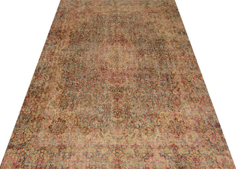 Vintage Oriental handknuten matta from Orientmattor, 390 x 262 cm with intricate traditional patterns.