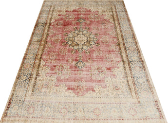 Vintage Oriental handwoven rug by Orientmattor, 423 x 277 cm with intricate patterns and rich colors.