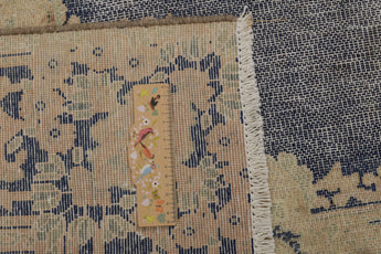 Vintage Persian handwoven rug from Orientmattor, 270x173 cm, with intricate traditional patterns and rich colors.
