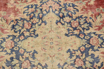 Vintage Persian handknuten matta in rich colors, 326x246 cm, from Orientmattor, showcasing intricate traditional design.