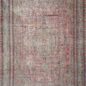 Vintage Persian handwoven mat from Orientmattor, 370x276 cm with intricate traditional patterns.