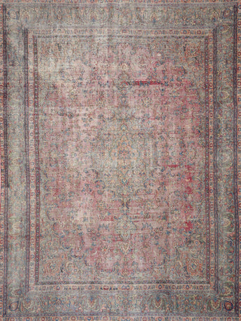 Vintage Persian handwoven mat from Orientmattor, 370x276 cm with intricate traditional patterns.