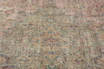 Vintage Persian handwoven rug by Orientmattor, 370x276 cm with intricate traditional patterns.
