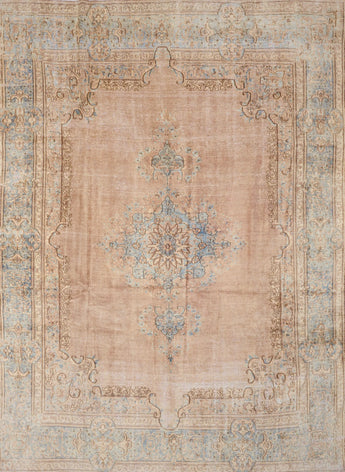 Vintage Persian handwoven rug by Orientmattor, 382 x 291 cm, intricate traditional design in rich colors.