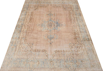 Vintage Persian handknuten matta from Orientmattor, 382 x 291 cm, with intricate traditional patterns and rich colors.