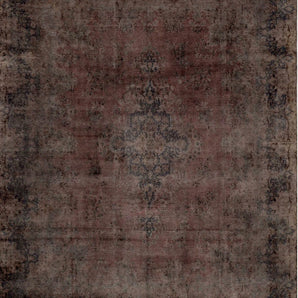 Orientmattor Vintage 61003 rug with intricate patterns and rich colors, showcasing its classic design and texture.