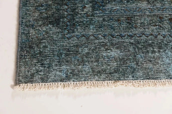Vintage Orientmattor 64286 rug featuring intricate patterns and rich colors, showcasing its unique design and texture.