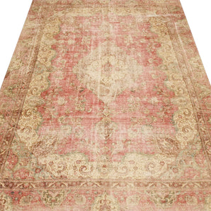 Vintage Orientmattor 64439 rug with intricate patterns in warm tones, showcasing detailed craftsmanship and classic design.