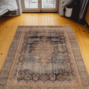 Vintage Orientmattor 64459 rug with intricate patterns and warm tones, showcasing detailed craftsmanship and classic design.
