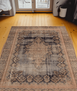 Vintage Orientmattor 64459 rug with intricate patterns and warm tones, showcasing detailed craftsmanship and classic design.