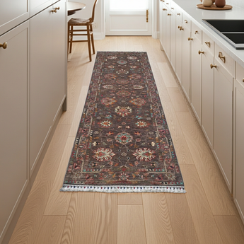 Handwoven Ariana Oriental Ziegler/Kazak rug from Orientmattor, 283 x 89 cm with intricate traditional patterns.