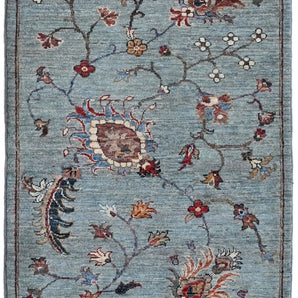 Handknuten Ariana Oriental Ziegler/Kazak rug, 373 x 87 cm, with intricate patterns in warm colors, from Orientmattor.