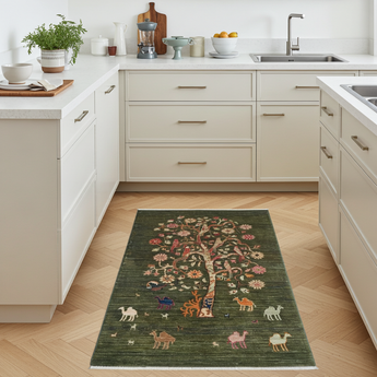 Handknuten floral oriental rug by Orientmattor, Ziegler/Kazak style, 148 x 89 cm with intricate floral patterns.