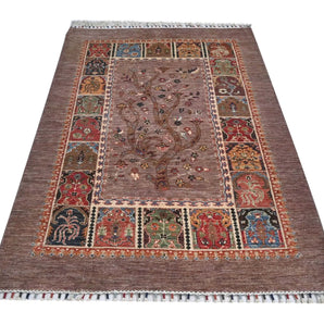 Handwoven floral oriental rug from Orientmattor, Ziegler/Kazak style, 182x125 cm with intricate floral patterns.
