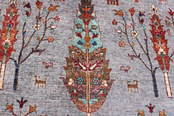 Handwoven Gran Oriental Ziegler/Kazak rug, 203x151 cm, with intricate traditional patterns and rich colors.