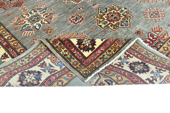 Handknuten Kazak Oriental rug from Orientmattor, Ziegler style, 272 x 188 cm, featuring intricate traditional patterns.